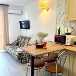 Apartmán Al-dom Awangardia 434, 300m Do Plazy W Dzielnicy Uzdrowiskowej Kolobřeh